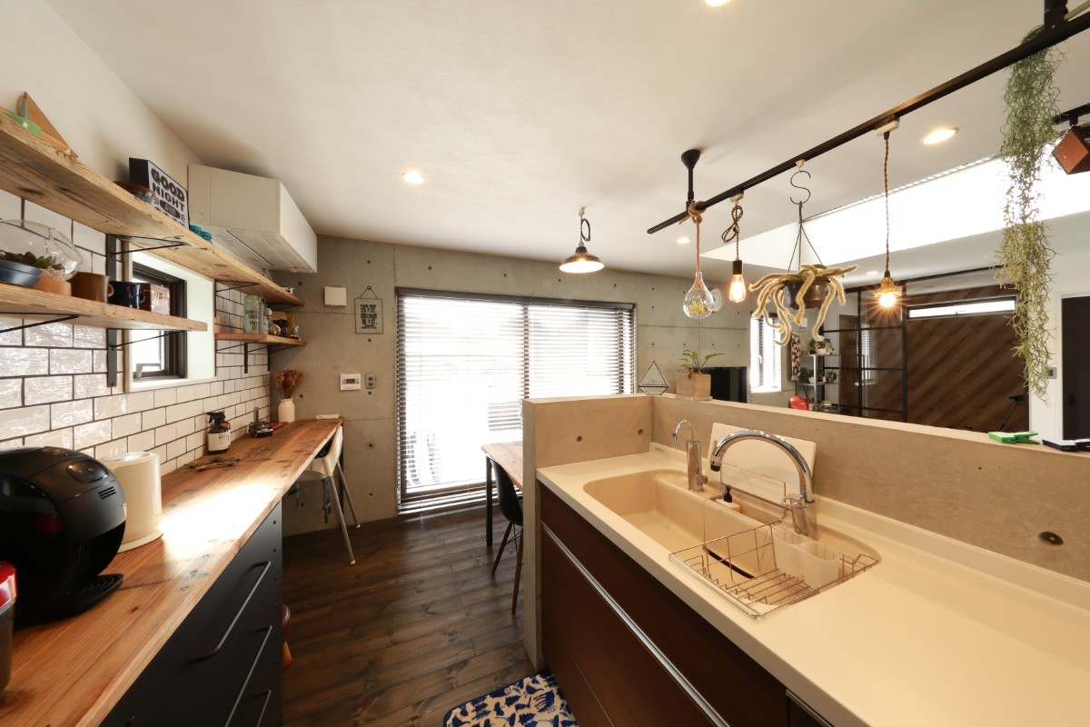 キッチンからＬＤＫをみる