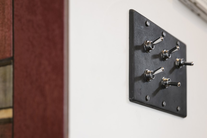 トグルスイッチ