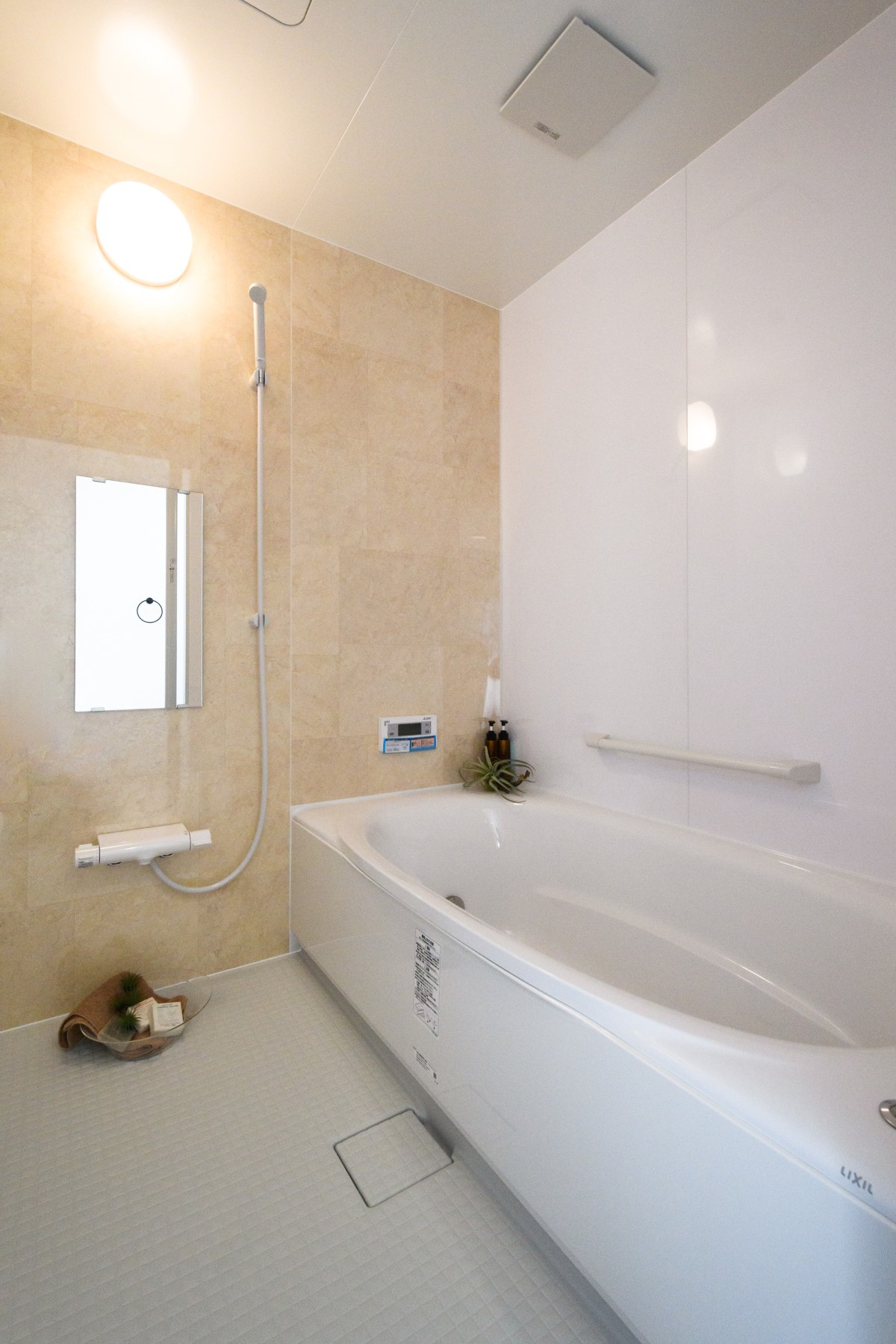 木造住宅のバス