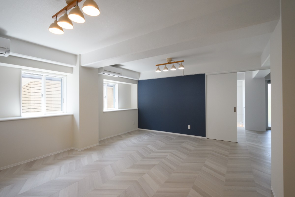 外断熱RC住宅のエントランス